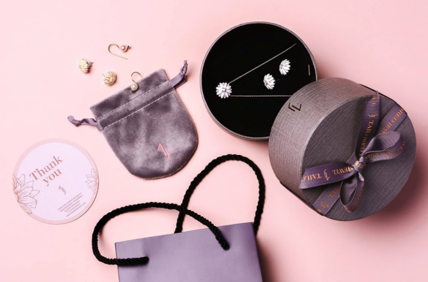 Valentine’s Day 2022: Surprise all your family members with one of these minimal yet luxurious accessories